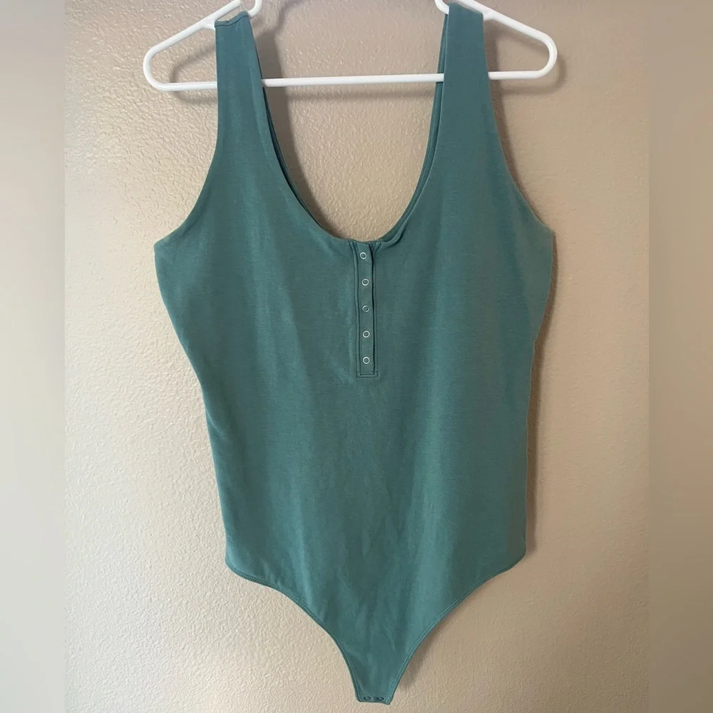 Abercrombie & Fitch Teal Bodysuit XL - Picture 1 of 4